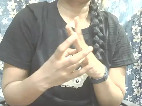 Supriya201 online show from June 2026 04:29:02 PM