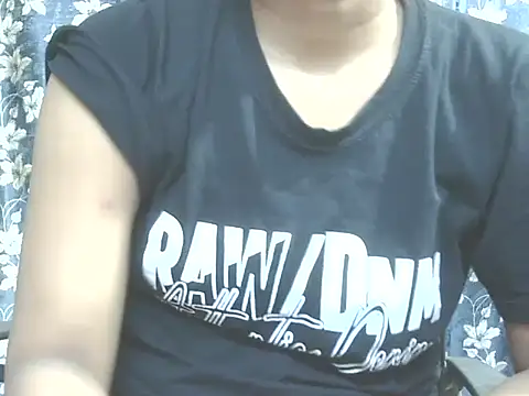 Supriya201 online show from July 2026 04:29:02 PM