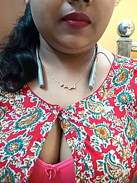 Snapshot of Sophiaboudi chatting on March 2025 05:39:02 PM Sophiaboudi online show from March 2025 05:39:02 PM