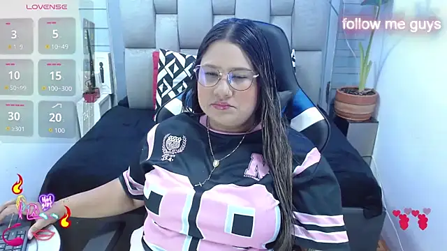 evelin zaens online show from June 2026 05:03:02 AM