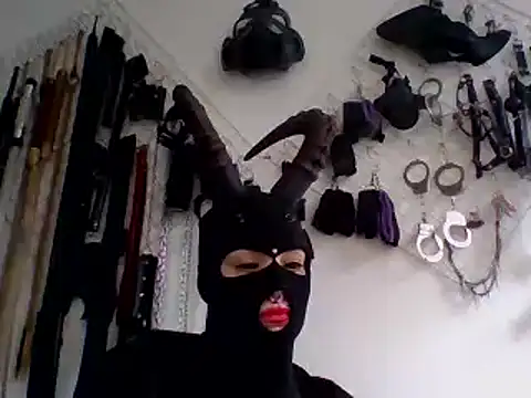 FeticheMacabre online show from December 2024 07:11:02 PM