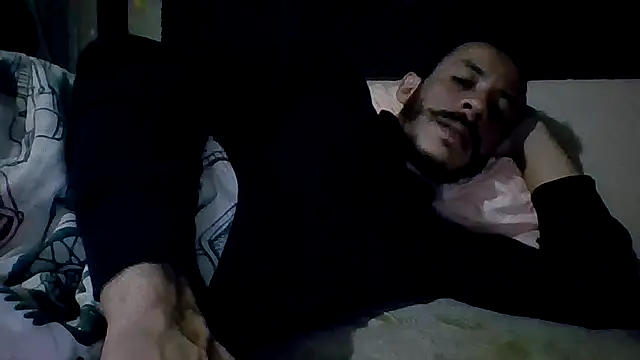 MachoScorpionCaralho online show from April 2026 10:18:02 PM