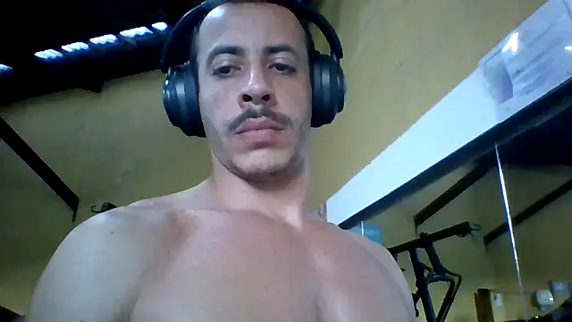 MachoScorpionCaralho online show from May 2026 08:25:01 PM