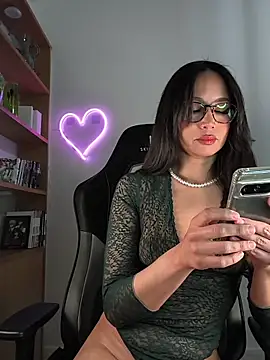 Naughty-Jessie online show from March 2026 09:44:02 PM