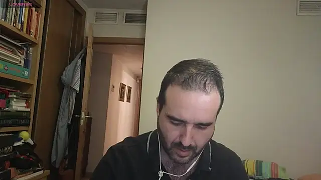 curiosillo83 online show from September 2025 04:18:01 PM