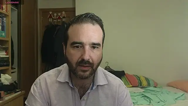 curiosillo83 online show from September 2025 03:35:01 PM