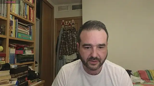 curiosillo83 online show from October 2025 04:15:02 PM