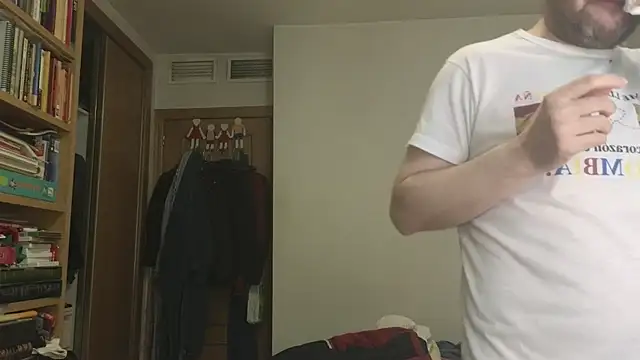 curiosillo83 online show from March 2026 03:47:01 AM