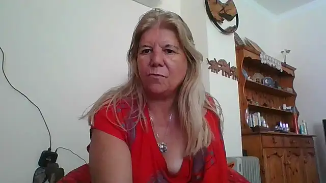 TrustfulVampire1 online show from May 2026 09:50:02 AM