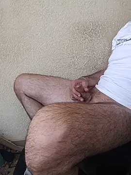 Alupigus82 online show from May 2026 11:04:02 AM