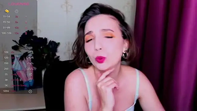 KindHazelHere  online show from September 2025 04:11:01 PM