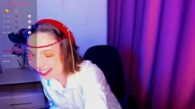 KindHazelHere  online show from December 2025 12:52:02 AM