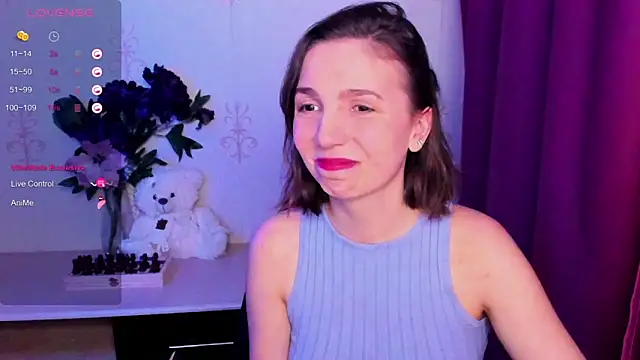 KindHazelHere  online show from February 2026 07:51:01 AM