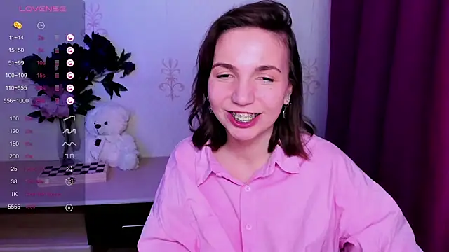 KindHazelHere  online show from April 2026 07:45:01 AM