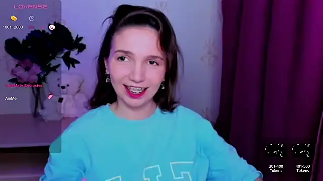 KindHazelHere  online show from May 2026 12:46:02 PM
