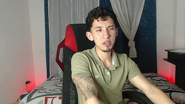 Snapshot of stevenSEX123 chatting on September 2025 05:20:02 AM stevenSEX123 online show from September 2025 05:20:02 AM