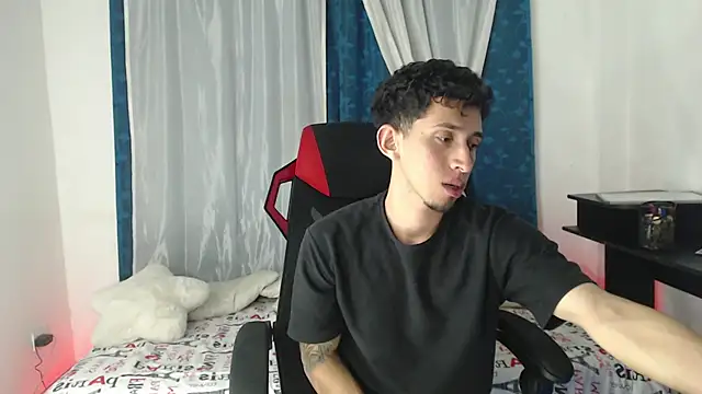 Snapshot of stevenSEX123 chatting on September 2025 07:00:01 AM stevenSEX123 online show from September 2025 07:00:01 AM