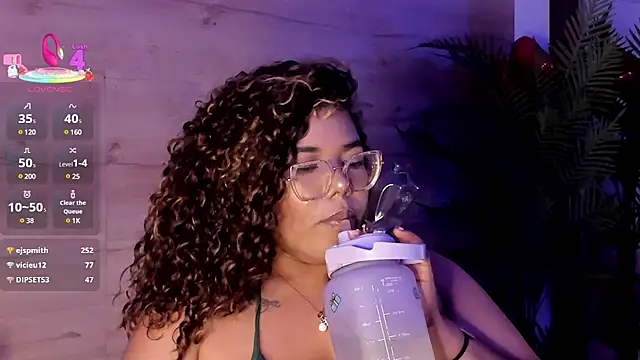  nickypurple  online show from March 2025 03:10:02 PM