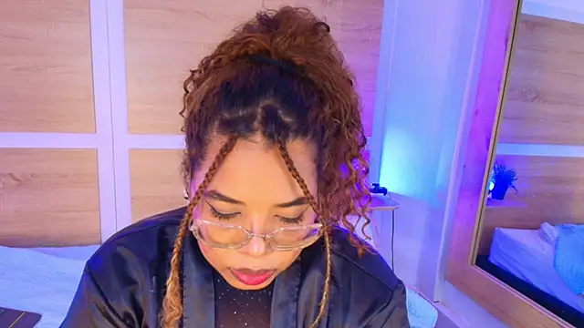 nickypurple  online show from July 2026 03:21:02 PM