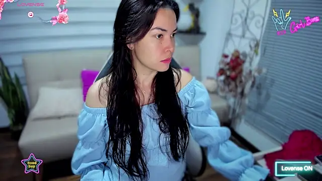 Snapshot of Lunlunera chatting on February 2026 02:40:01 AM Lunlunera online show from February 2026 02:40:01 AM