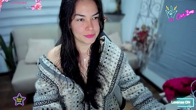 Snapshot of Lunlunera chatting on February 2026 06:57:02 AM Lunlunera online show from February 2026 06:57:02 AM