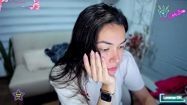 Snapshot of Lunlunera chatting on February 2026 02:10:01 AM Lunlunera online show from February 2026 02:10:01 AM