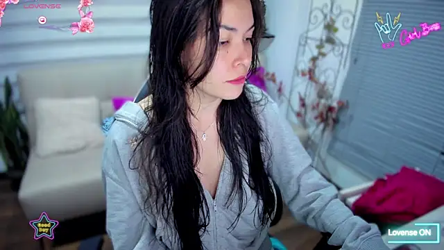 Snapshot of Lunlunera chatting on March 2026 03:35:02 AM Lunlunera online show from March 2026 03:35:02 AM