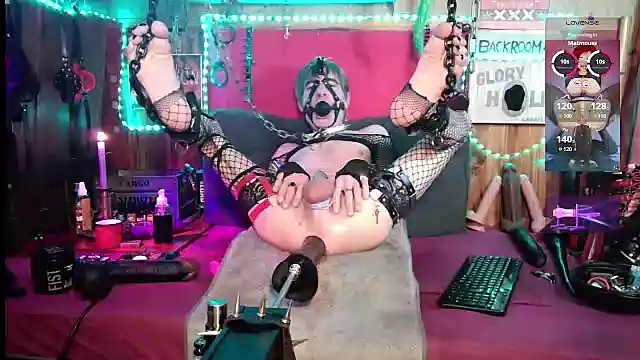 Snapshot of Kamafly4you chatting on January 2026 03:39:02 PM Kamafly4you online show from January 2026 03:39:02 PM