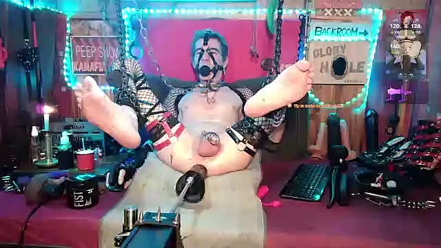 Snapshot of Kamafly4you chatting on January 2026 04:11:01 PM Kamafly4you online show from January 2026 04:11:01 PM