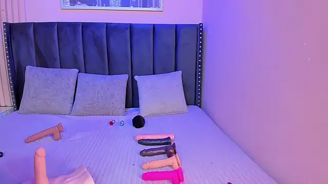 ashlye miller  online show from January 2025 03:43:01 AM