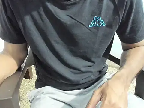 Snapshot of ArjunDeeper chatting on February 2026 04:48:01 PM ArjunDeeper online show from February 2026 04:48:01 PM