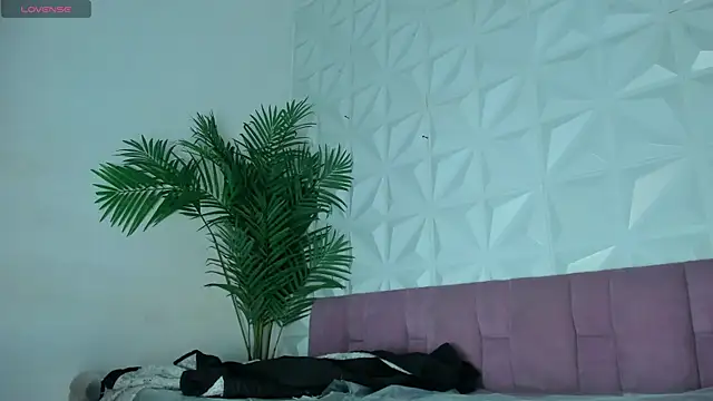 Hellen Sky online show from July 2026 07:22:02 PM