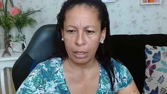 mature martina online show from January 2025 01:54:01 AM