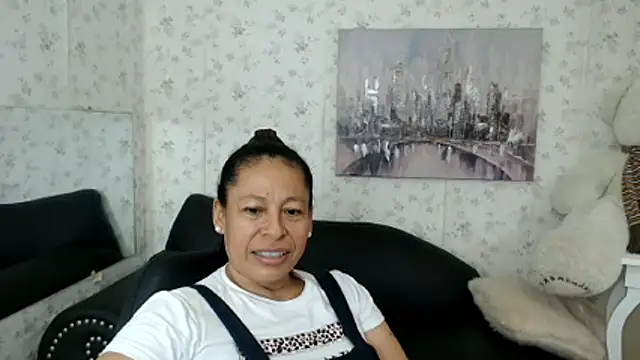 mature martina online show from June 2026 09:35:02 PM