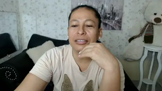 mature martina online show from June 2026 09:49:02 PM