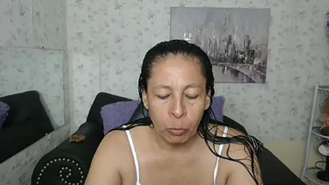 mature martina online show from June 2026 11:42:01 PM