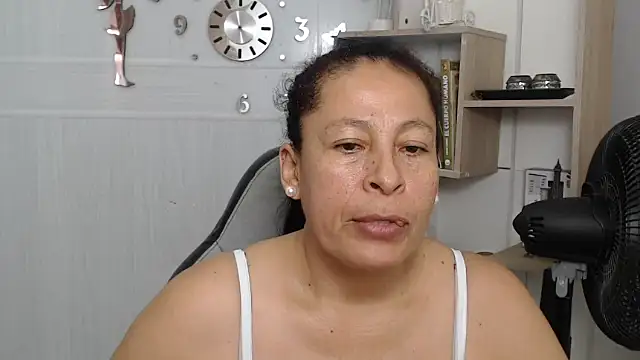 mature martina online show from July 2026 06:40:02 PM