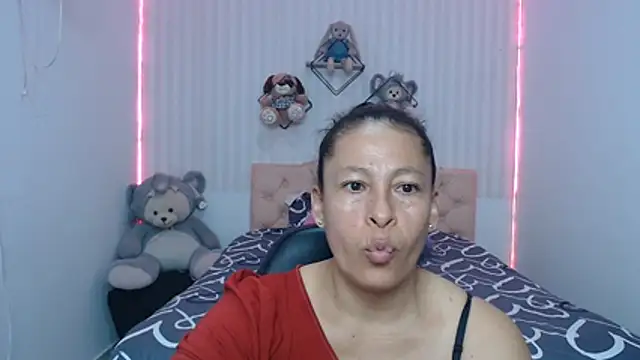 mature martina online show from July 2026 10:51:02 PM