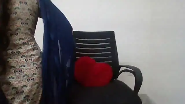 Sexy iknoor online show from May 2026 06:10:01 AM