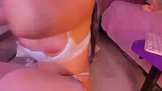 isa red hair online show from February 2025 11:22:02 AM