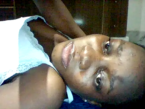 Alessandrajenna online show from April 2026 07:06:01 PM