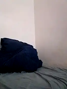 pretty-donna online show from November 2025 07:47:02 AM