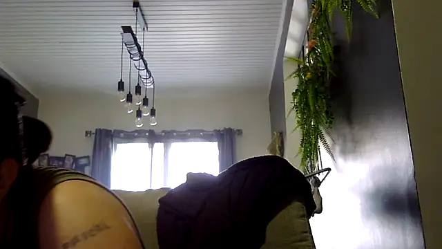 feline27 online show from March 2026 11:47:01 AM