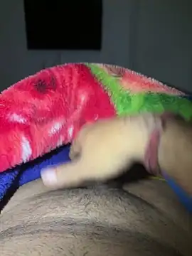 Snapshot of yourheroforfun chatting on February 2025 06:58:01 PM yourheroforfun online show from February 2025 06:58:01 PM