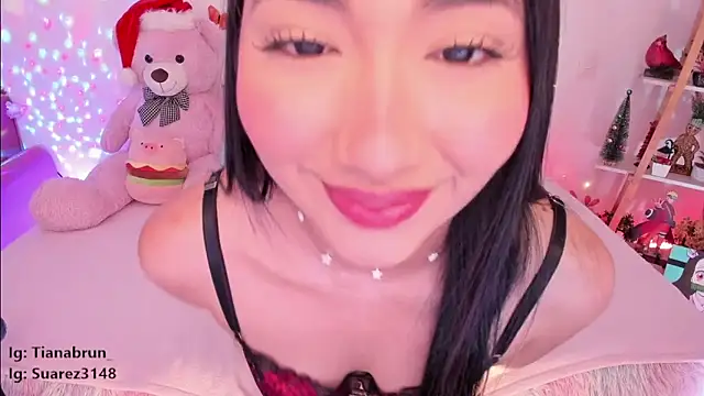 Snapshot of Zara_uwu_ chatting on January 2025 11:18:02 AM Zara uwu online show from January 2025 11:18:02 AM