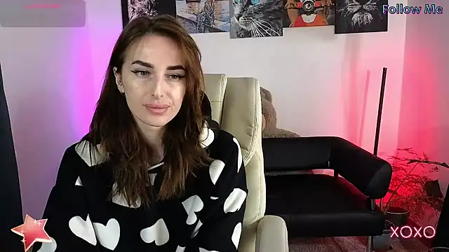 xx adrihanna xx online show from March 2025 05:03:02 PM