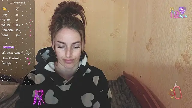 xx adrihanna xx online show from April 2026 04:15:01 PM