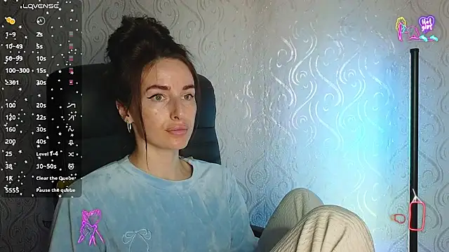 xx adrihanna xx online show from May 2026 05:53:01 PM