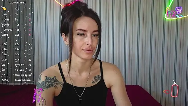 xx adrihanna xx online show from June 2026 06:07:01 AM