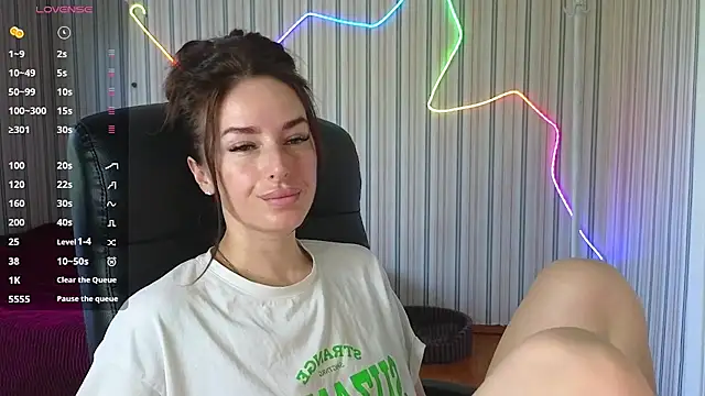 xx adrihanna xx online show from July 2026 06:41:01 AM